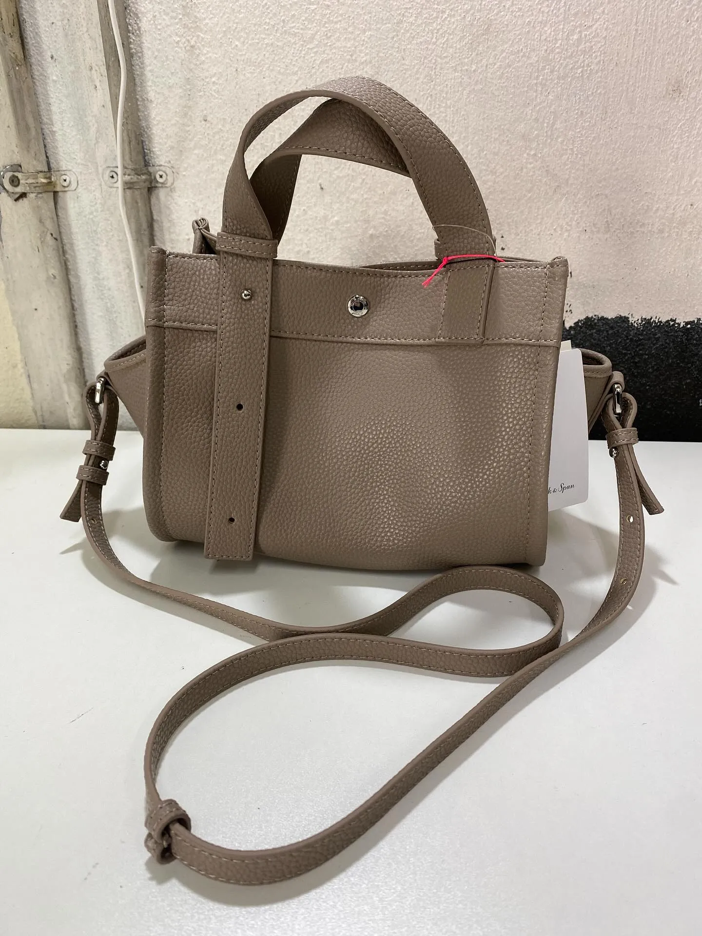本日は素敵なバックの買取をさせていただきました！🌟お客様は購...